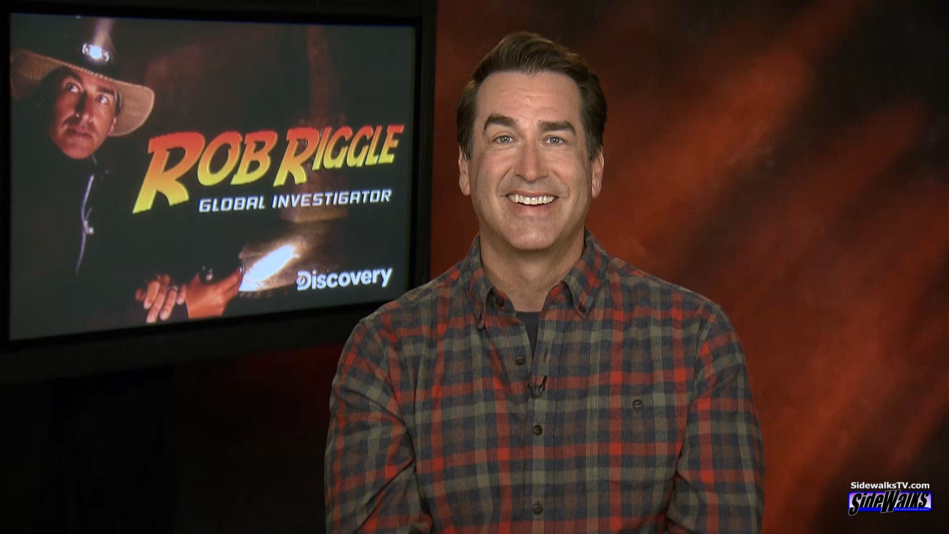 Rob Riggle appears on Sidewalks Entertainment