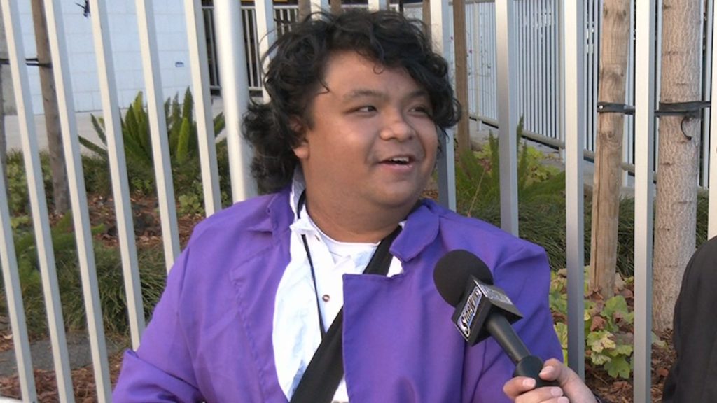 Fatboy Cosplay plays Prince