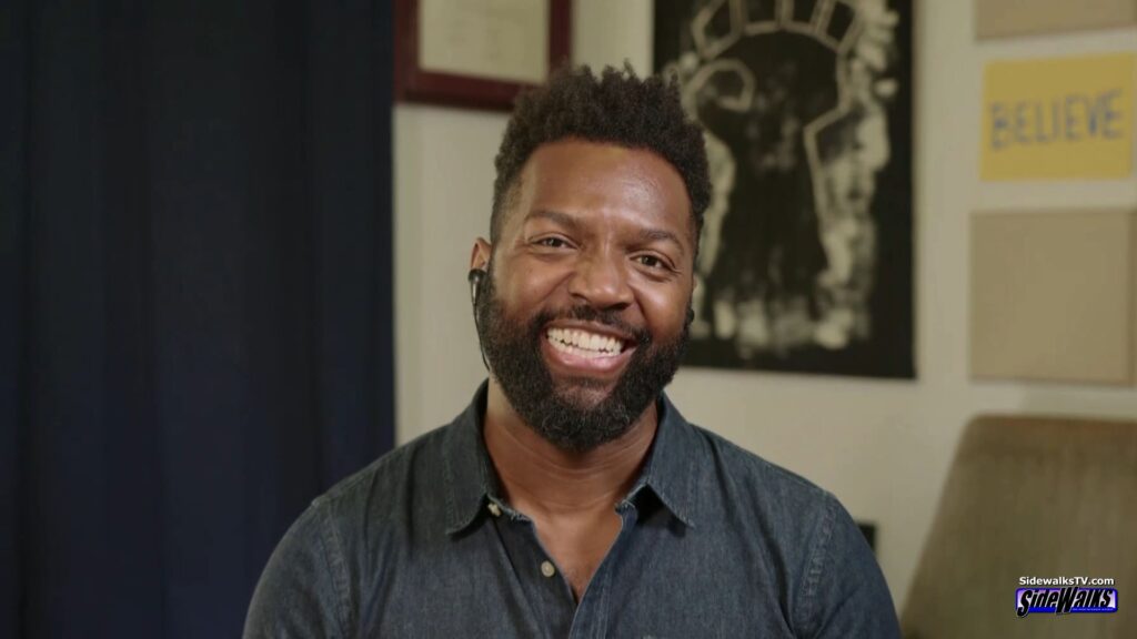 Baratunde Thurston smiles
