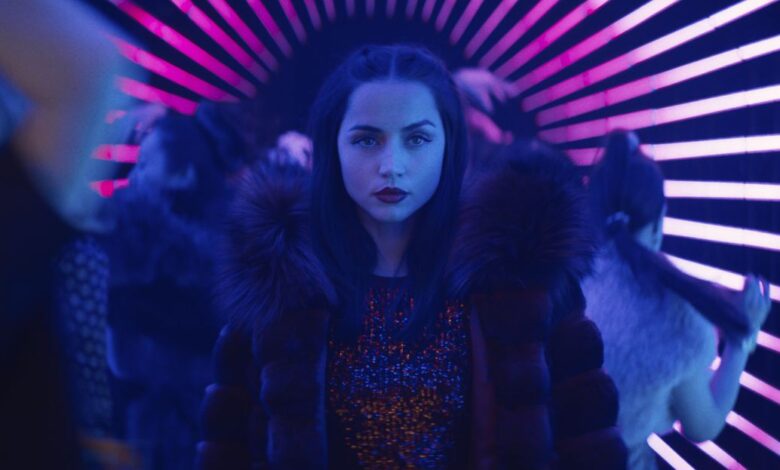 Ana de Armas as Eve
