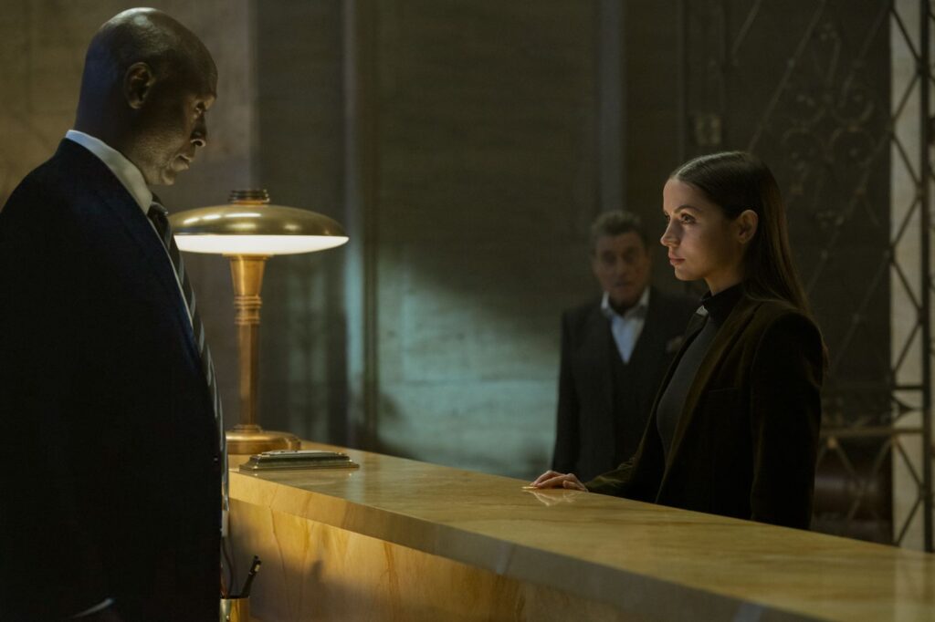 Lance Reddick, Ia n McShane and Ana de Armas