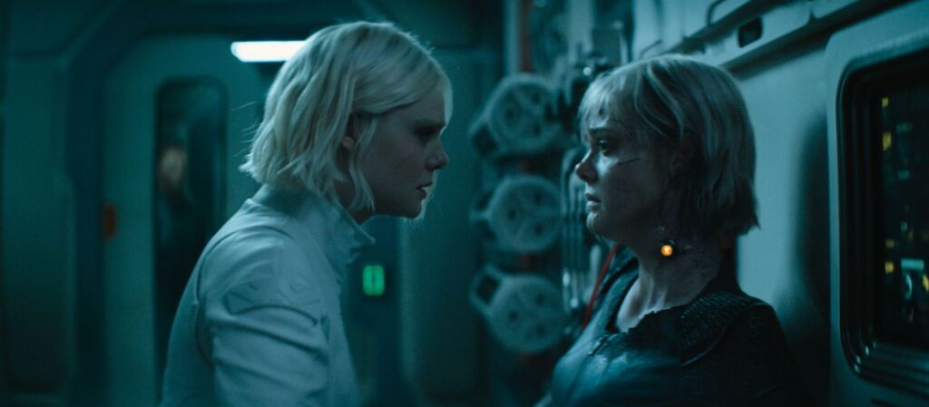 Elle Fanning as Tessa and Thia