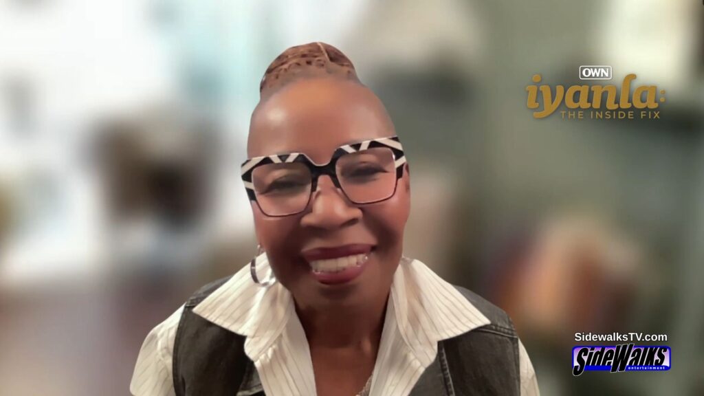 Iyanla Vanzant smiles