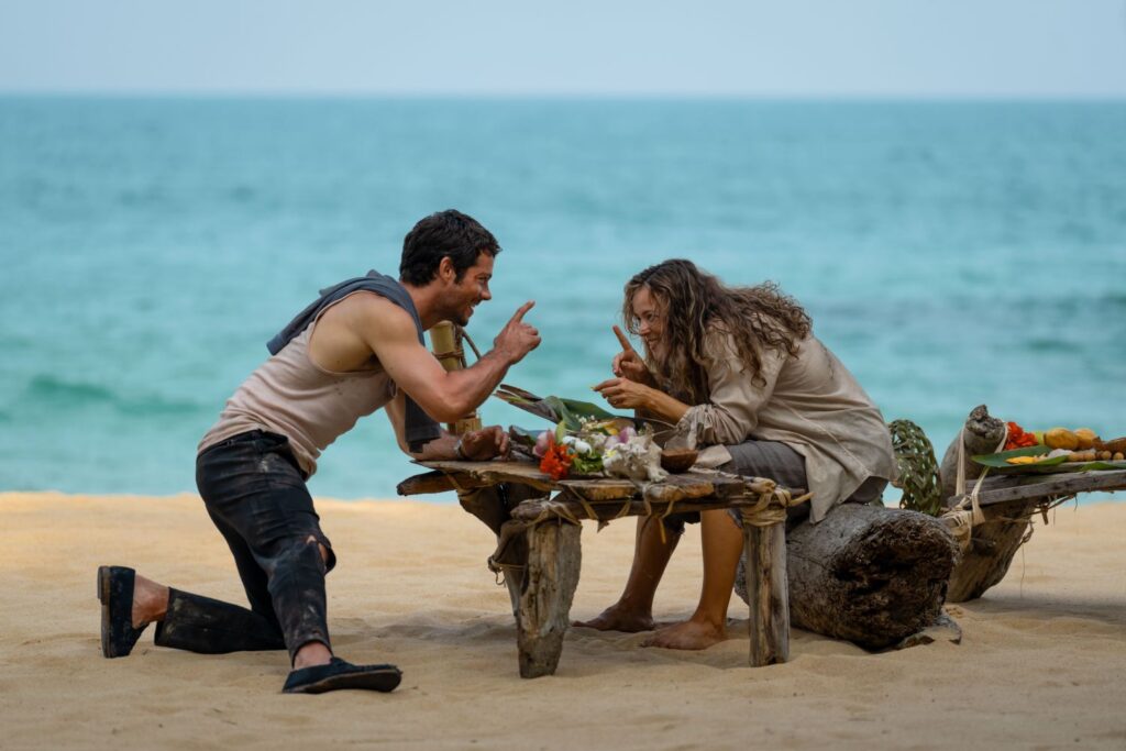 Dylan O'brien as Bradley Preston and Rachal McAdams as Linda Liddle