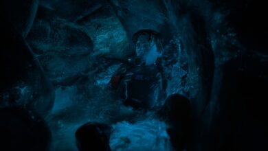 Austin Abrams as Jay Gardiner inside the whale.